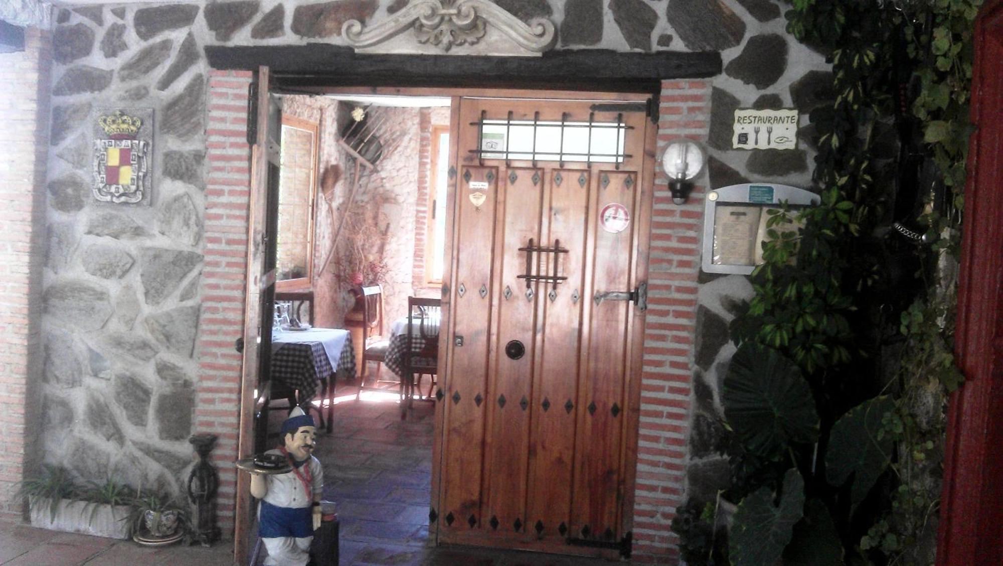 Alojamiento Rural La Caseria De Piedra Restaurante Jaen Bagian luar foto